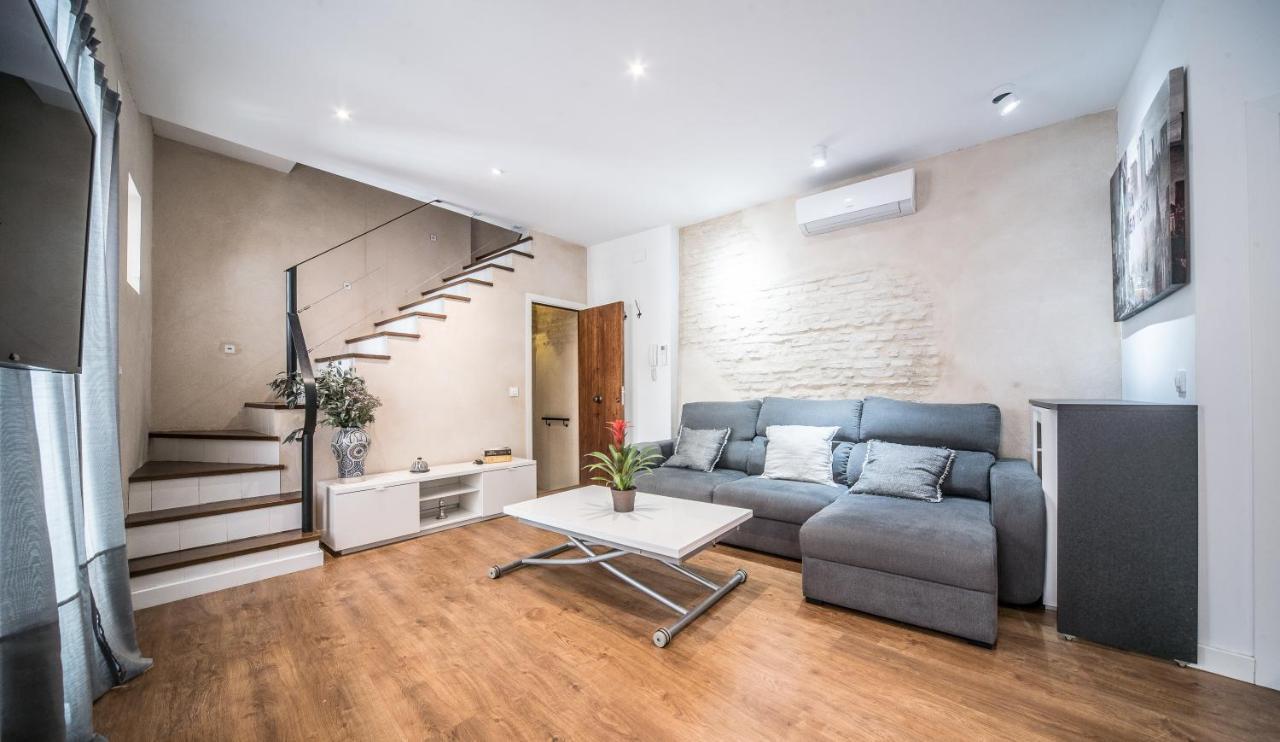 Rey De Sevilla Flats - Duplex Museo ภายนอก รูปภาพ