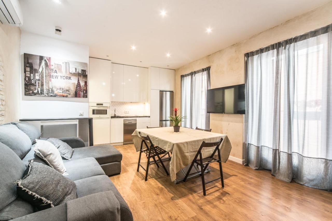 Rey De Sevilla Flats - Duplex Museo ภายนอก รูปภาพ